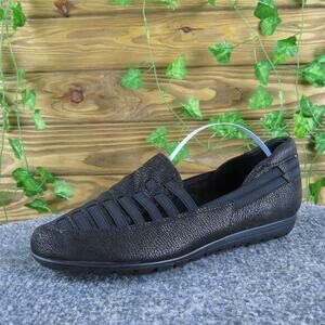 Vaneli Women's Sport Flat Black Leather‎ Sz 6 Medium Gently Used 2025